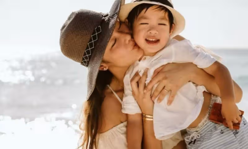 享受單身！前天王嫂樂基兒近況越發精緻，兩次離婚後活出個人風采