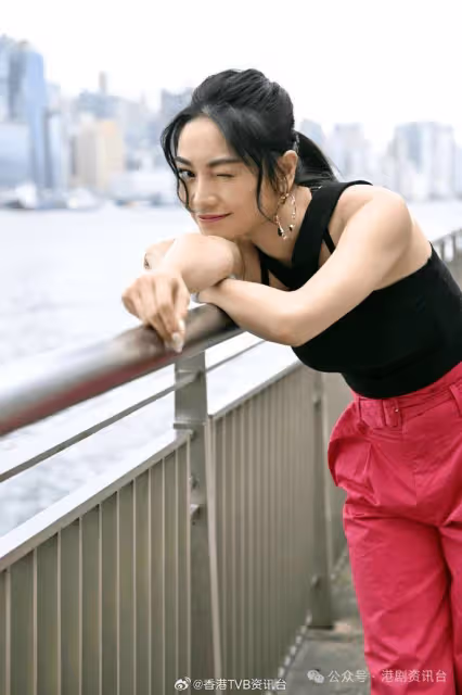 關嘉敏簽TVB遭洗版2年鬧反骨!入行8年靠扮譚輝智登熱搜榜第一嚇親