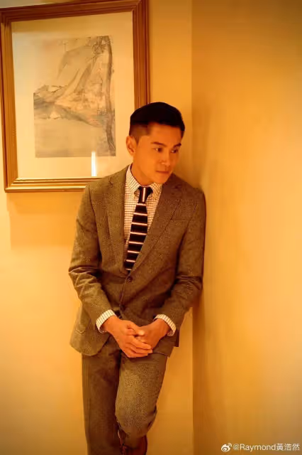 48歲TVB前當家小生一家現身郭富城演唱會!大兒子越發帥氣,被指撞臉韓星