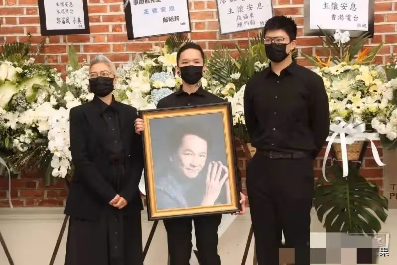 TVB「演技之王」去世三年,妻子罕見露面,曾經是一線花旦,與劉德華演對手戲