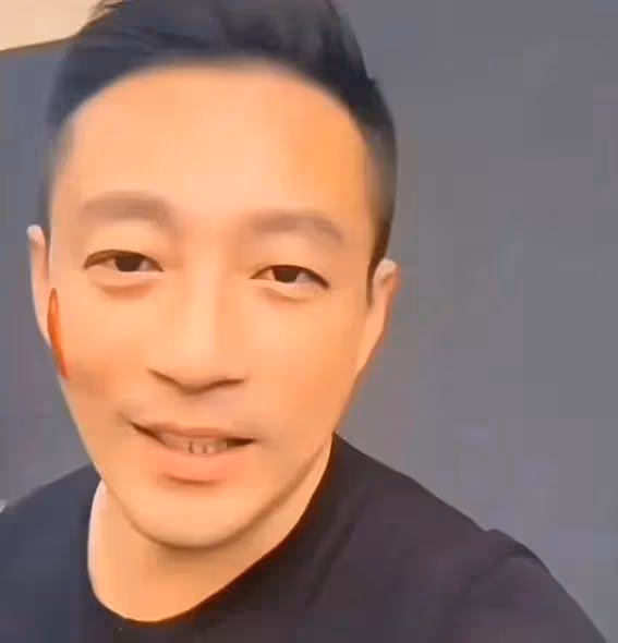 汪小菲騎小摩托開戰!具俊曄PK賽遭遇勁敵,誰才是真正的車神?