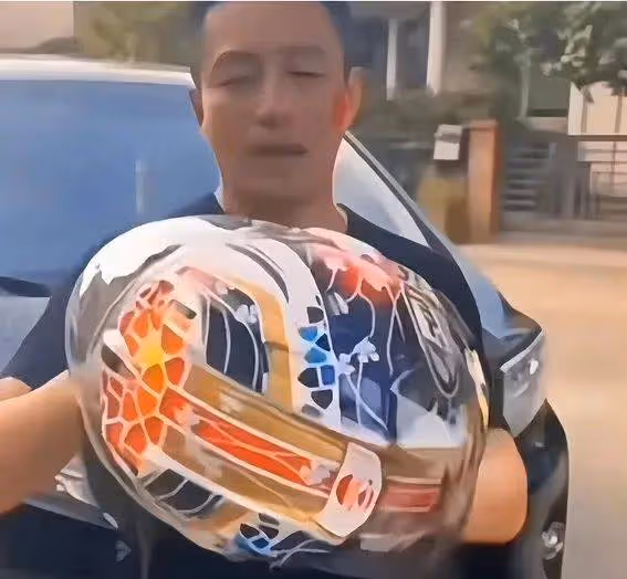 汪小菲騎小摩托開戰!具俊曄PK賽遭遇勁敵,誰才是真正的車神?
