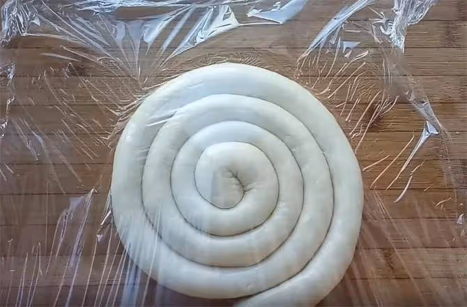 網紅「一根面」來了,其實做法很簡單,兩餳一抻,一根麵條裝一碗