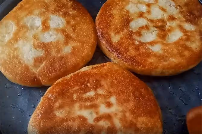 醬油燒餅,你吃過沒?蓬鬆酥脆,不油膩,做法比例詳細告訴你