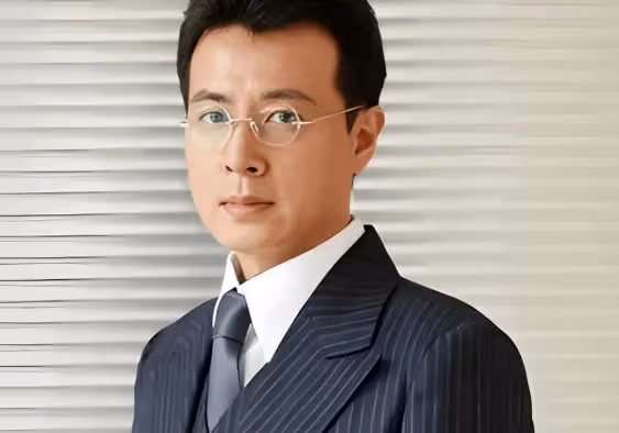 54歲「林相」和小9歲的妻子相伴19年,于洋只有作品,沒有緋聞