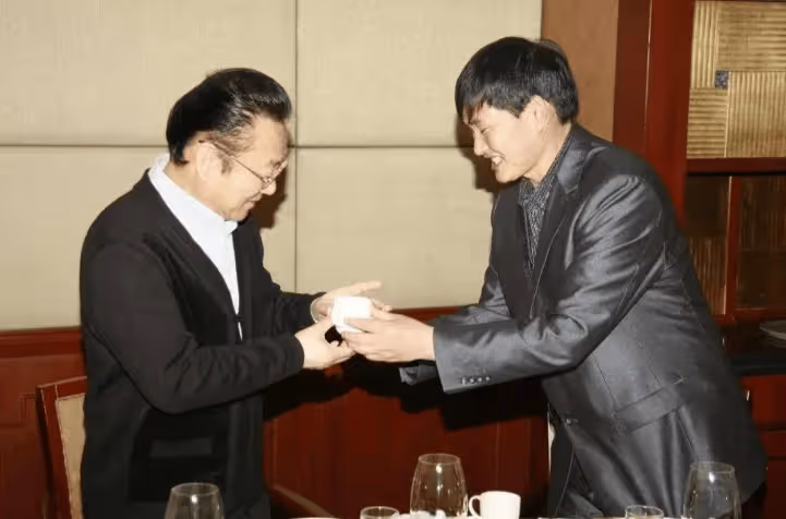 蔣大為又被造謠開除軍籍,本人親自闢謠,披露和朱之文的恩怨