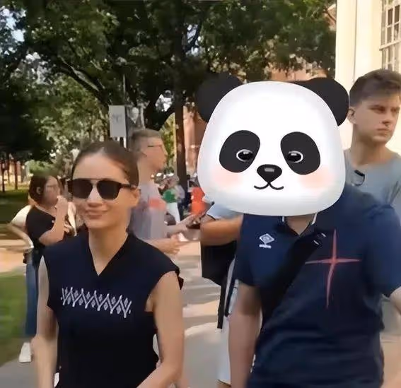 天王級導演暗中相助?王子文神秘兒子身世曝光,馮小剛也得低頭!