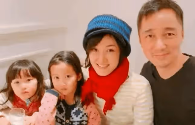 她曾是央視最美主持人,24歲主持春晚,辭職後當演員,47歲憑《長風渡》翻紅!
