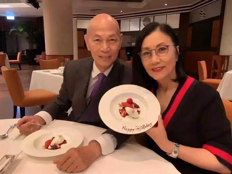 TVB台柱低調慶生優雅老去,入行60載看透世事,與丈夫低調過生活
