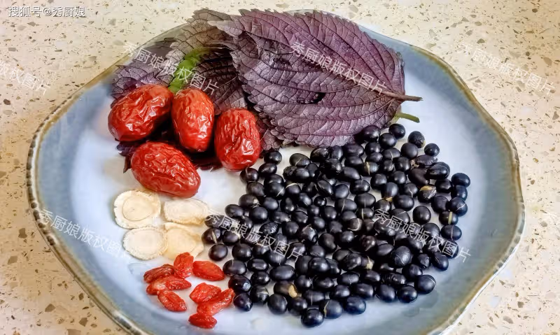 立秋後,吃綠豆黃豆不如吃它,堅持每天吃10顆,整個秋天都舒坦~