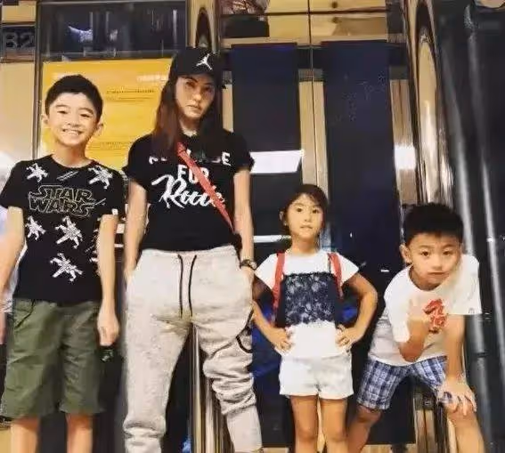 16歲豪門少爺戀上老媽子?張柏芝崩潰住院,背後真相驚人!