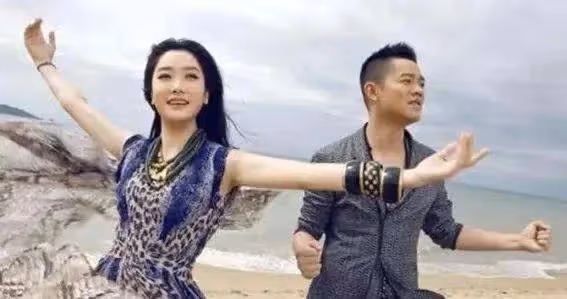 揭秘鳳凰傳奇曾毅:23年默默守護的女人,竟是她?!