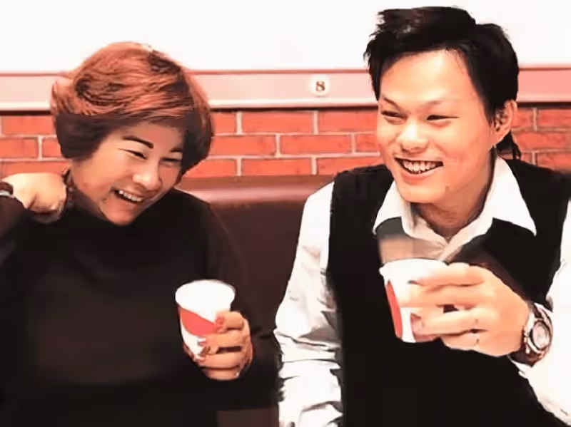 突傳死訊!台灣「母子戀」紅人因病離世,愛上閨蜜兒子一夜成名
