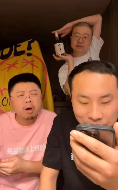消失的李誕,活成了直播間裡的男閨蜜