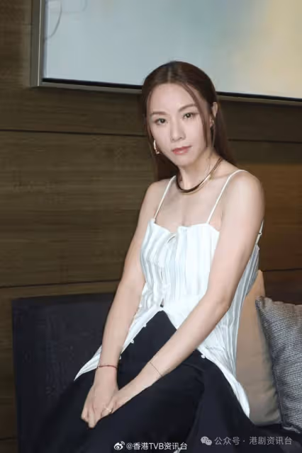 張天賦曾匿名玩網上交友軟體!吳君如自爆看完照片再無聯絡