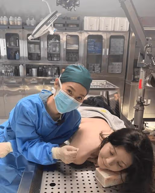 前TVB小花《法證先鋒6》大露白滑玉背!自爆是拍戲最大尺度!
