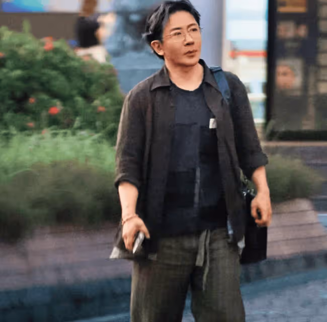 48歲劉謙自曝患癌,目前已戒菸,小叔近期因肺癌去世