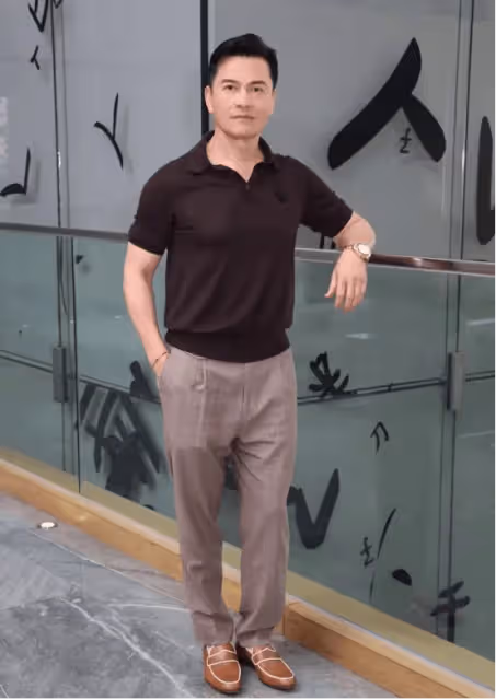 香港不老男神自爆常遇誘惑,有過思想出軌,罕見談前妻周海媚曾是最愛