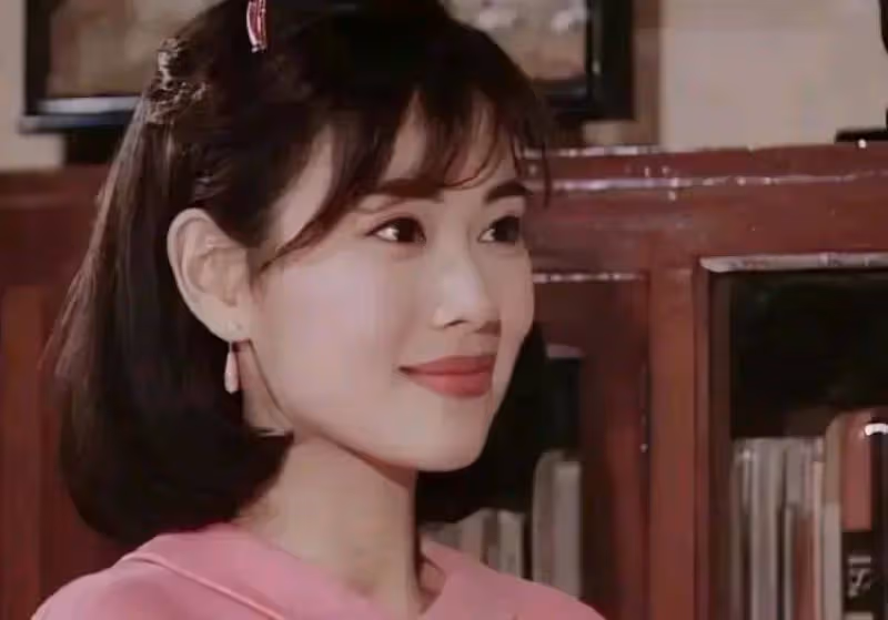 TVB前花旦客串《邊水往事》胖若兩人,婆媳關係不和諧,無法生育留遺憾