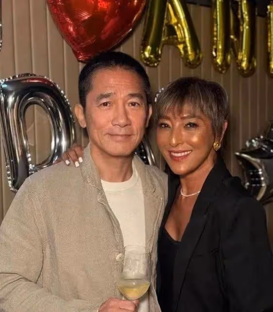 60歲生日變男神聚會?古天樂顏值崩塌,唐鶴德驚人之舉引爆全場!
