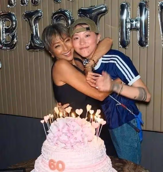 60歲生日變男神聚會?古天樂顏值崩塌,唐鶴德驚人之舉引爆全場!