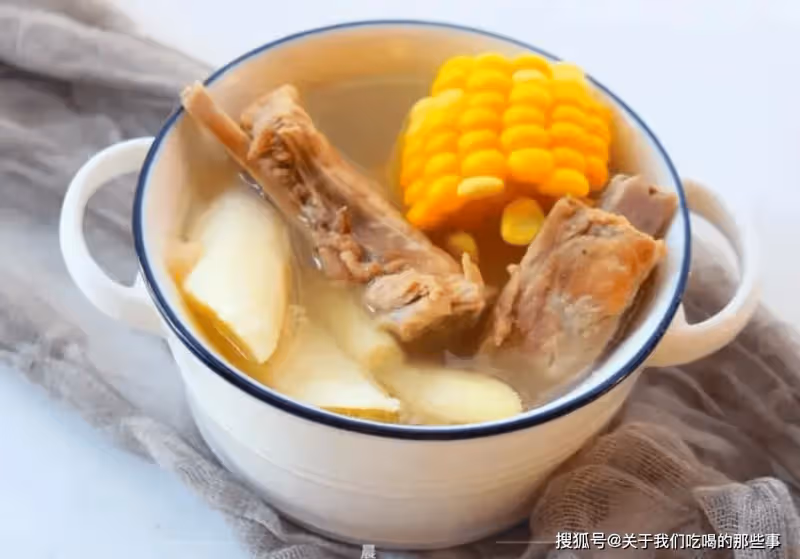 燉排骨湯,牢記「3不放3竅門」,肉香湯鮮無腥味,一碗不夠喝