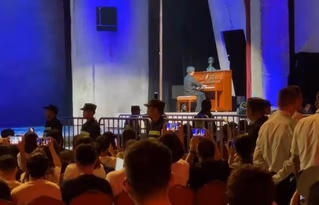 劉謙演出團隊30人食物中毒!杭州官方通報