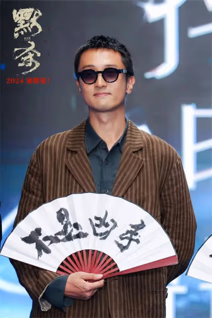 王傳君:《孤注一擲》《默殺》不像演的?他在犯罪賽道越走越順