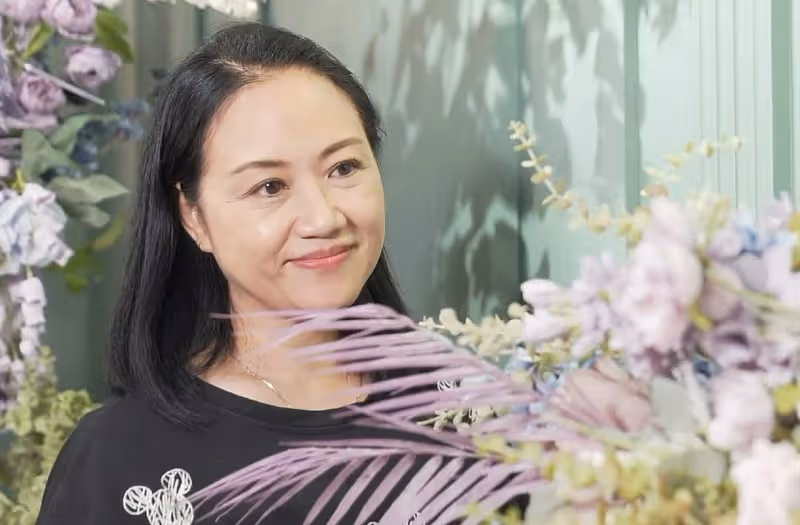 TVB前女星堅持不婚主義,與初戀相愛40年不結婚,接受對方出軌