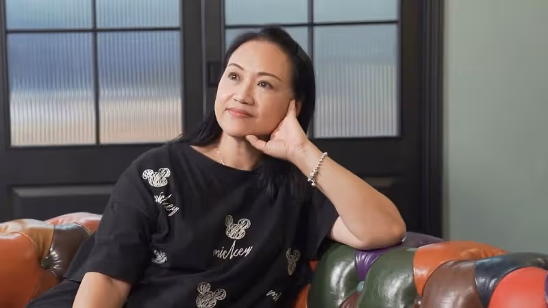 TVB前女星堅持不婚主義,與初戀相愛40年不結婚,接受對方出軌