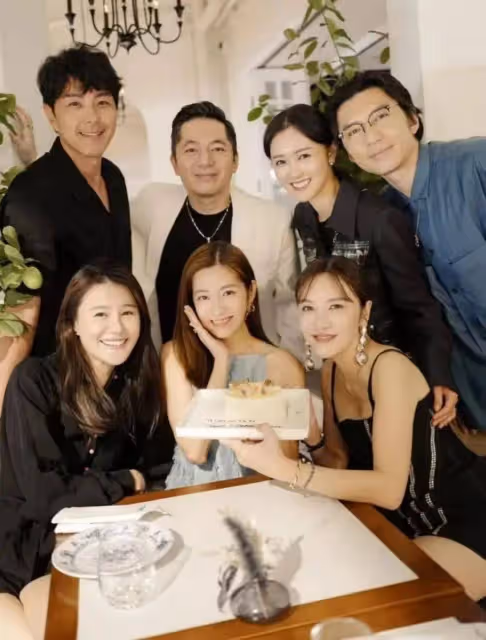 視帝老公又不見影!TVB知名花旦生日會老公無現身,卻獲另一人夫送上鮮花