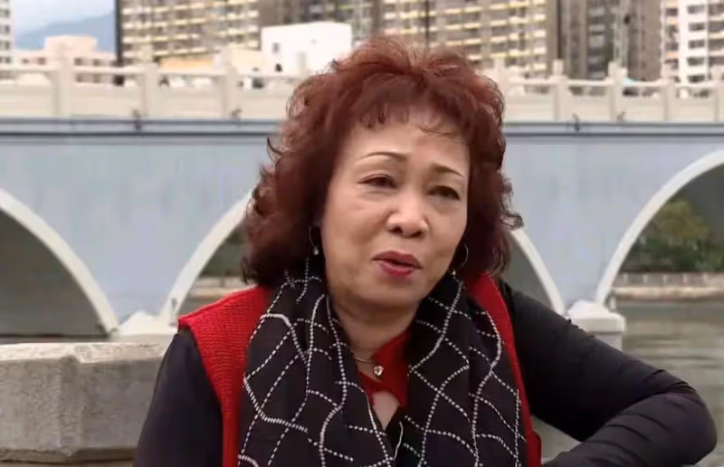 TVB金牌綠葉曾拍國外大片，年輕時顏值高，是混血兒英文流利