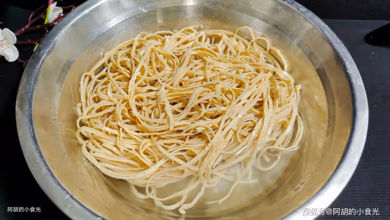 黃瓜、苦瓜靠邊站,秋天此菜敞開吃!時令鮮蔬隨手煮,湯和菜都有了、特鮮嫩