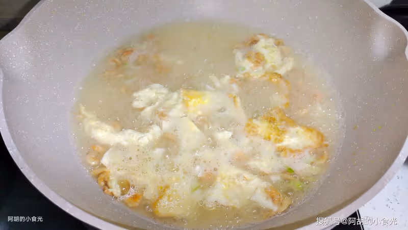 黃瓜、苦瓜靠邊站,秋天此菜敞開吃!時令鮮蔬隨手煮,湯和菜都有了、特鮮嫩