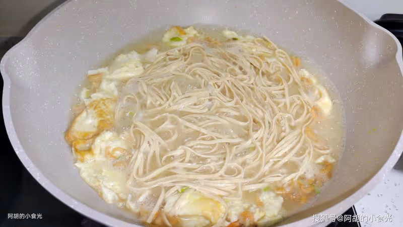黃瓜、苦瓜靠邊站,秋天此菜敞開吃!時令鮮蔬隨手煮,湯和菜都有了、特鮮嫩