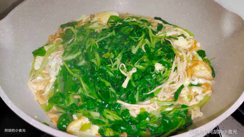 黃瓜、苦瓜靠邊站,秋天此菜敞開吃!時令鮮蔬隨手煮,湯和菜都有了、特鮮嫩