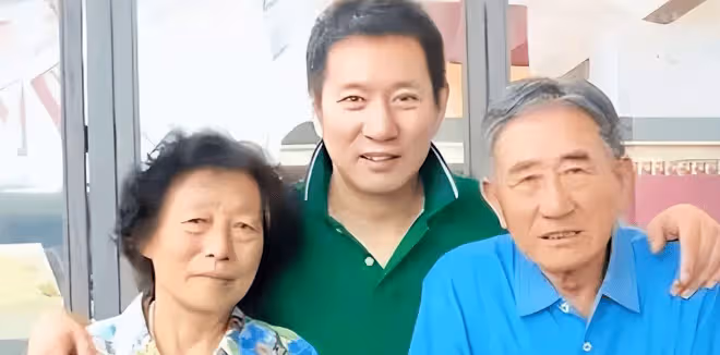 戲裡狠毒戲外痴情,為了已婚的溫崢嶸,老戲骨姚剛至今沒結婚生子?