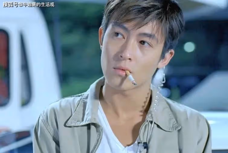 43歲陳冠希近照斷崖式衰老,滿臉褶子老十歲,撞臉本山大叔引熱議