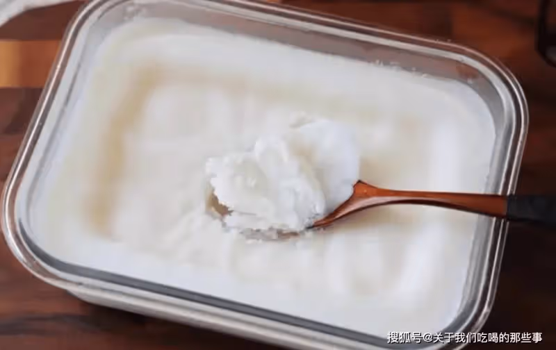 熬豬油,用油熬還是用水熬?教您正確做法,雪白香濃,1年不壞