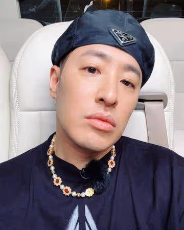 潘瑋柏女兒首曝光!一家3口游迪士尼…陸狗仔直擊「孩子目測4歲」