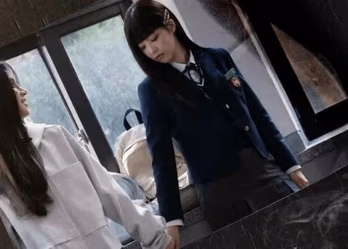 《完美的家族》原著漫畫叫什麼？《完美的家族》女主偷走了女二的人生嗎？
