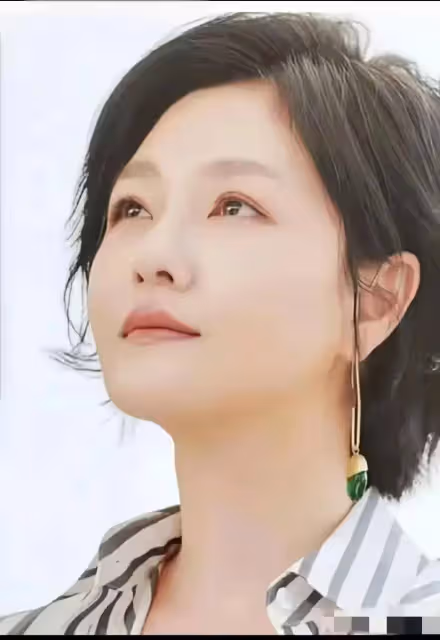 大s韓國綜藝爆火,一頭短髮出鏡十分幹練,分享養娃細節超甜蜜