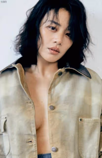 馬思純靚麗寫真露出事業線!膚白貌美大長腿太性感火辣