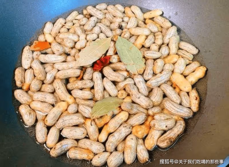 做水煮花生,牢記「多加4料、多加2步」,花生更好吃,香濃入味