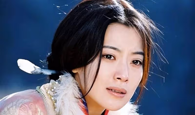 金喜善因女兒丑被懷疑整容,說長開就好了,結果12年後被打臉了!