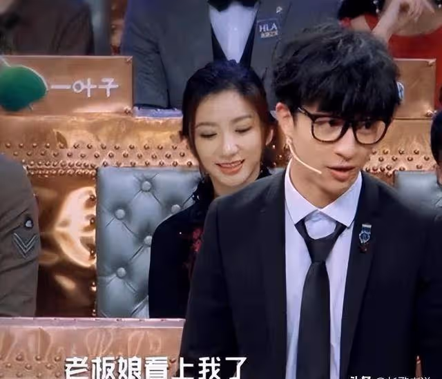 明星曝光過的娛樂圈黑幕,陪睡陪玩不算什麼,現實一個比一個噁心