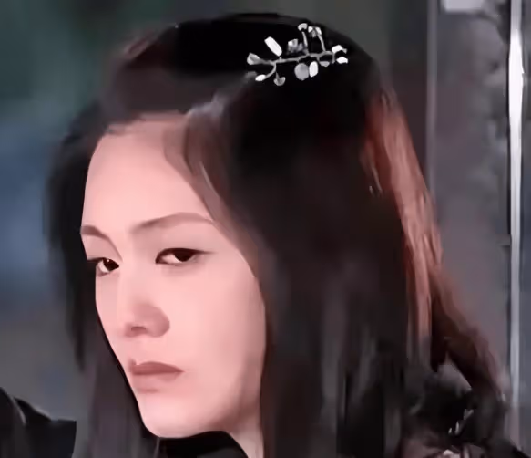 官司焦灼,大S再塑完美媽形象,網友搜證,鐵證駁斥大S真面目!