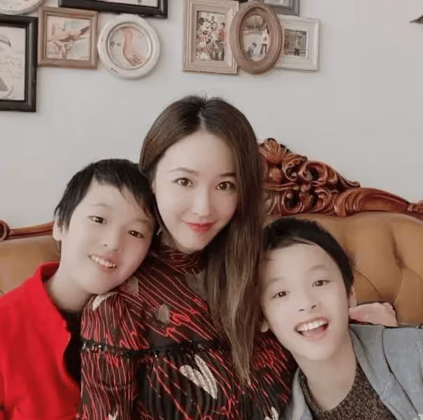 "小花旦"吳佳尼嫁給男神馬景濤,十年婚姻兩個娃,離婚啥情況?