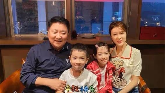 陳曉陳妍希真離婚?卓偉爆料:孩子竟不是親生?3大細節令人震驚!