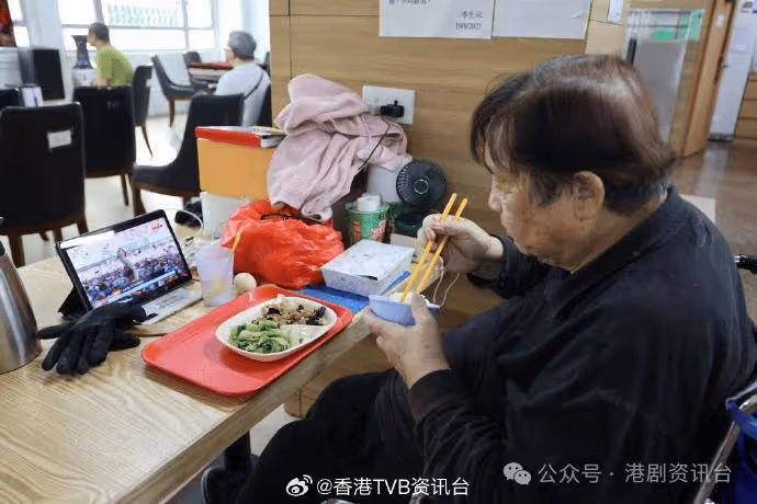 TVB老戲骨在護老院生活!內地女友唔願畀錢來港探望被逼分開